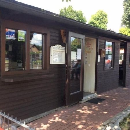 Hütte am Campingplatz